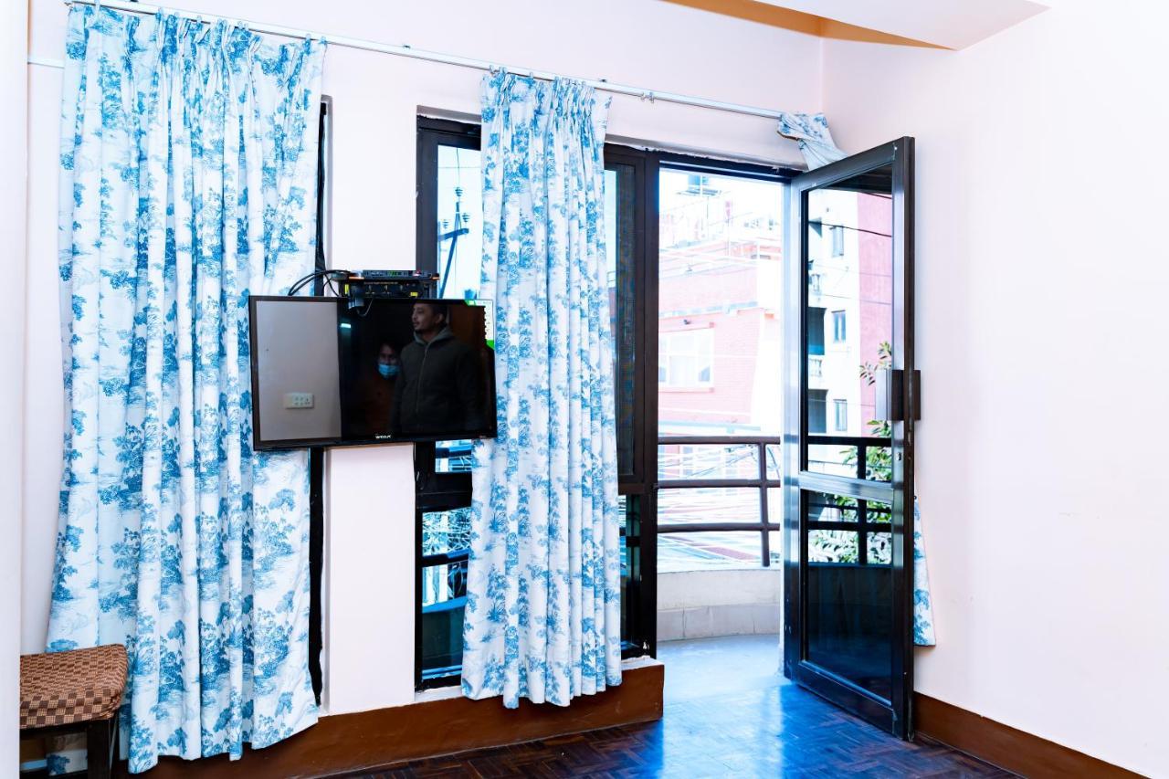 Kbb Hotel And Apartments Hosted By Hostmandu Lalitpur Luaran gambar